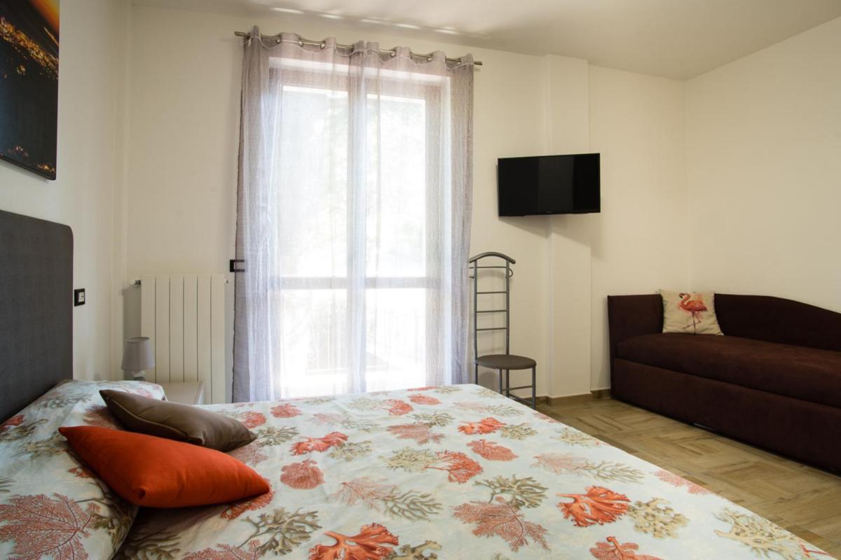 تويرانو B&B Zac House المظهر الخارجي الصورة