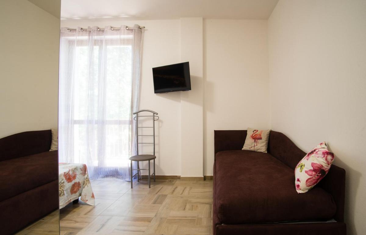 تويرانو B&B Zac House المظهر الخارجي الصورة