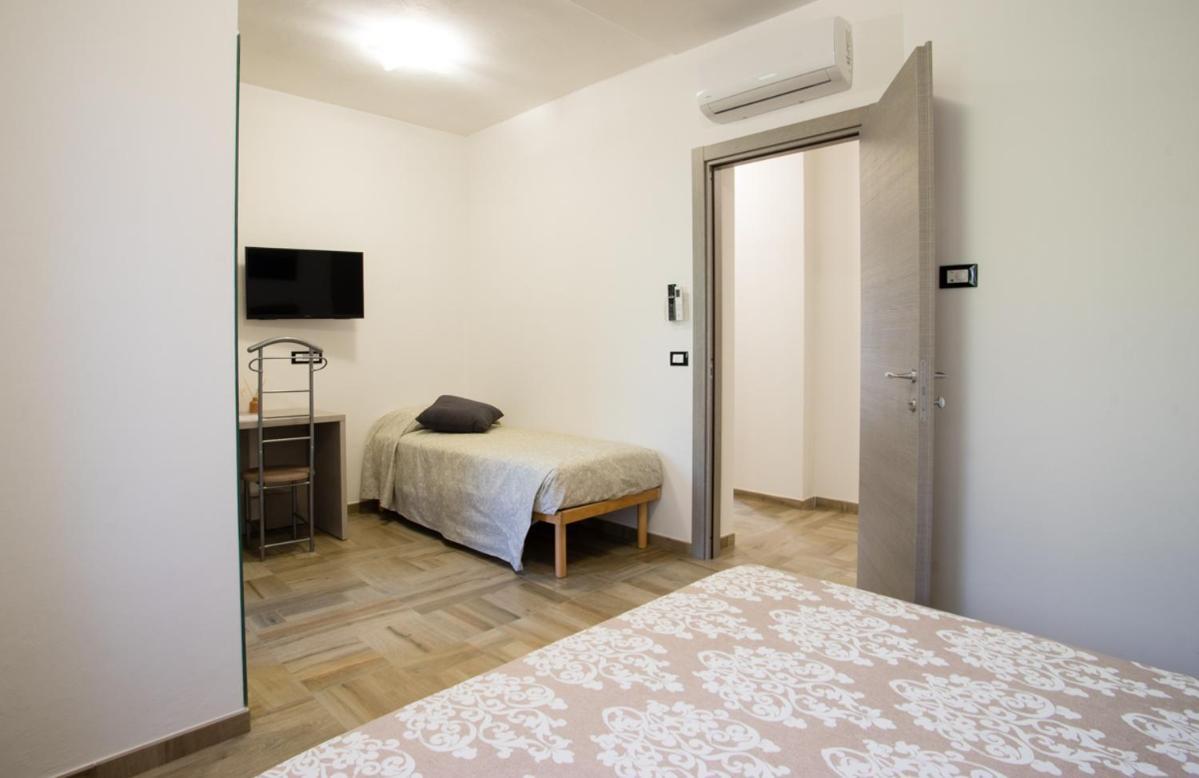 تويرانو B&B Zac House المظهر الخارجي الصورة